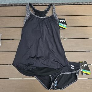 TYR Durafast Women's Black/grey Sonoma 2 N 1 Tank W/ Hipkini Sz XS NEW